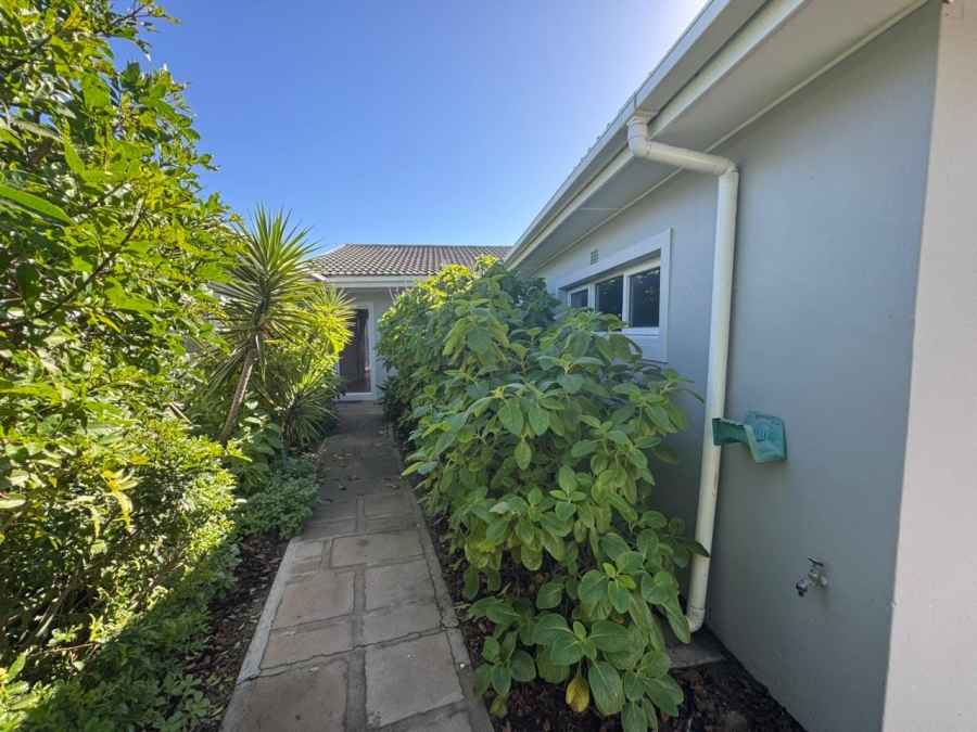 To Let 2 Bedroom Property for Rent in Sunset Beach Western Cape